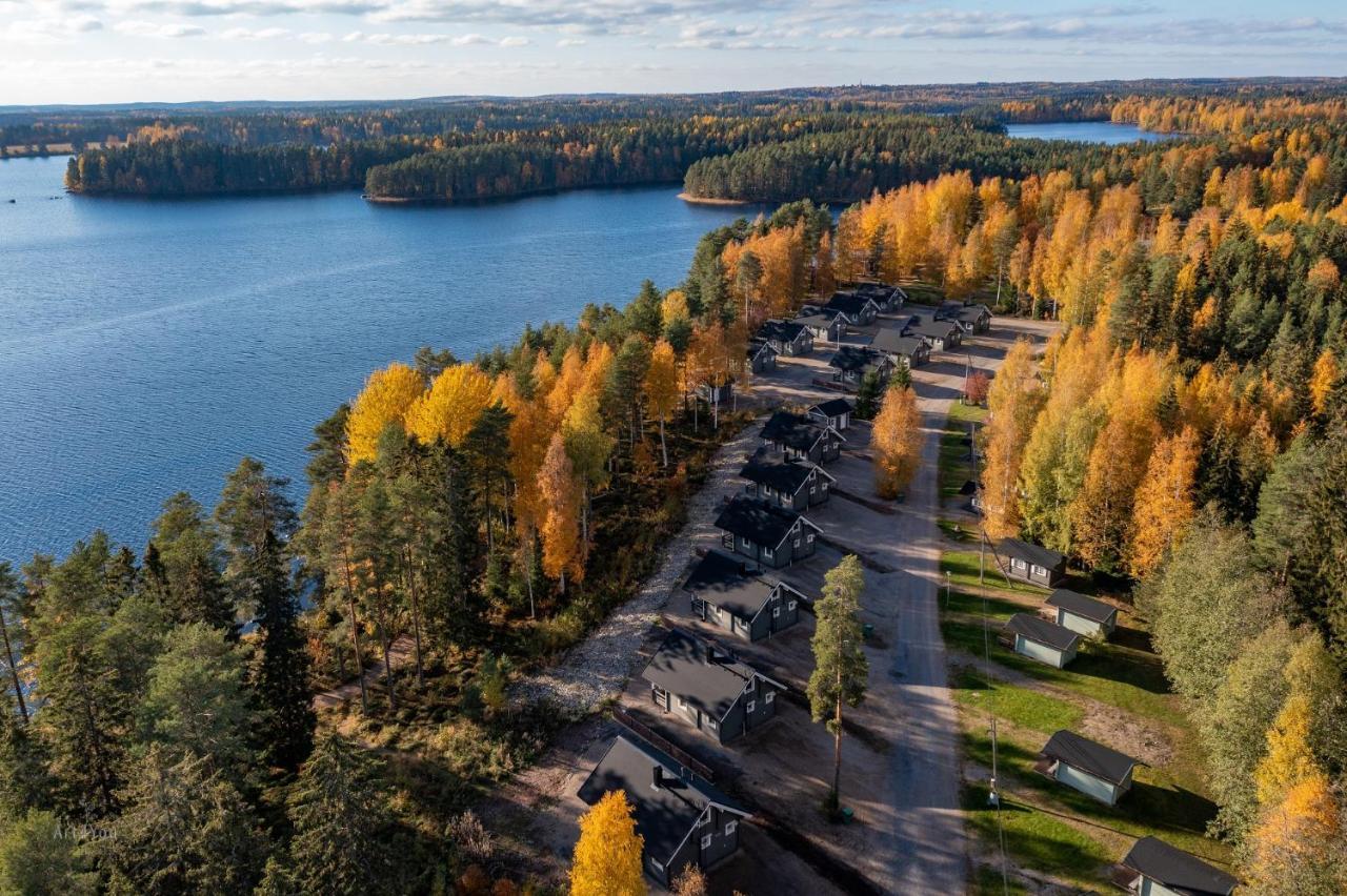 Luoman Hirvimoekit Villa Ahtari Exterior photo